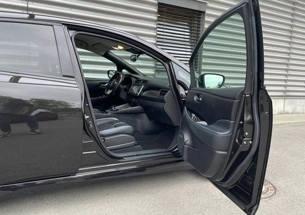 Nissan Leaf cena 87900 przebieg: 43840, rok produkcji 2019 z Rzeszów małe 781